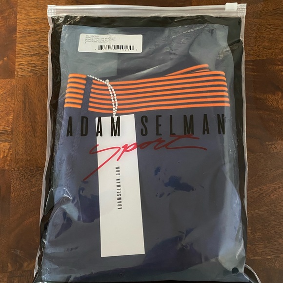 Adam Selman Sport Bonded Active V-Neck Bra + Bonded Active Legging Set - Picture 8 of 11